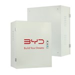 Armoire de recharge pour véhicules électriques avec panneau d'accès