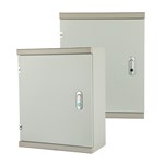 Boîtier électrique avec trous de montage prédécoupés