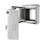 Trous de prédécoupe pour boîte de distribution en acier inoxydable