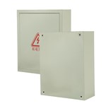 Boîte de jonction étanche pour systèmes électriques de bateaux